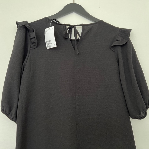 H&M black dress - Picture 5 of 6